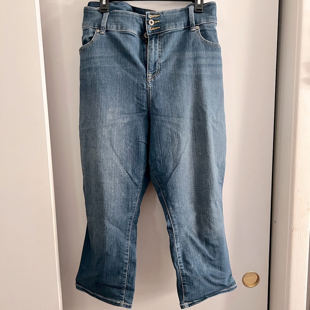 Torrid Cropped Jeans